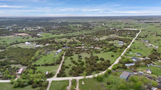 9112 Valley View Court, Cleburne, TX 76033