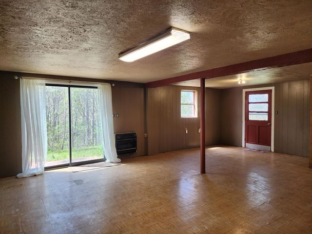 10519 Henry RD, Henry, VA 24102