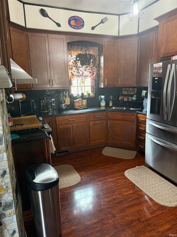 218 West Miami Avenue, Logansport, IN 46947