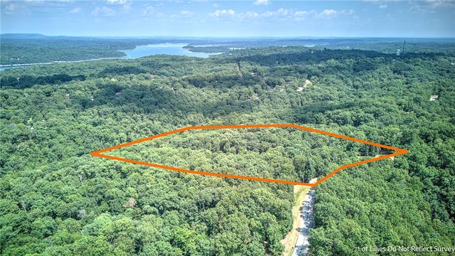 Freestone Drive, Rogers, AR 72756