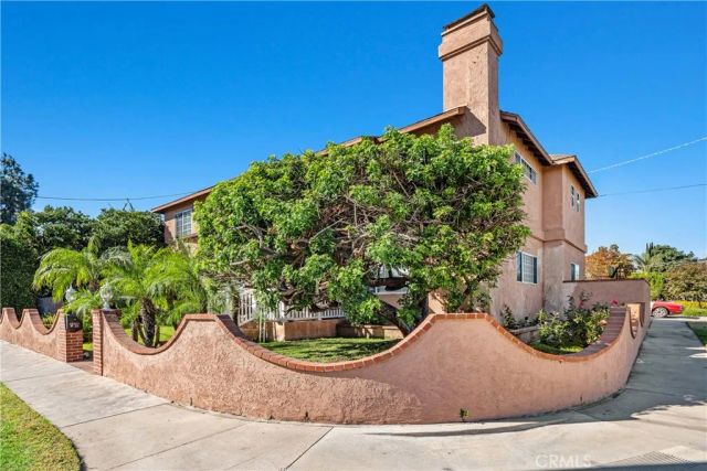 13001 Debby Street, Valley Glen, CA 91401