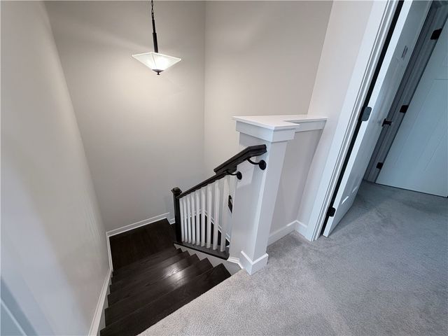 120 Crown St, Mckees Rocks, PA 15136