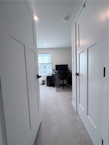 120 Crown St, Mckees Rocks, PA 15136