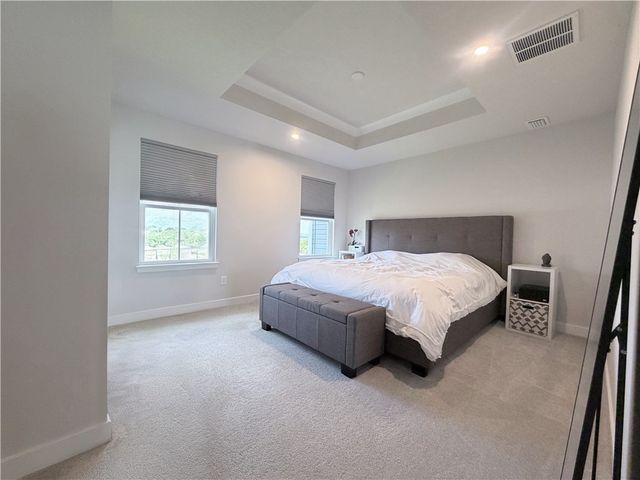 120 Crown St, Mckees Rocks, PA 15136