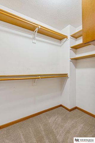 3902 N 157th Street, Omaha, NE 68116