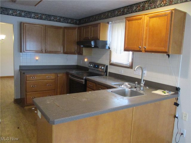 1375 Golden Lane, Broadview Heights, OH 44147