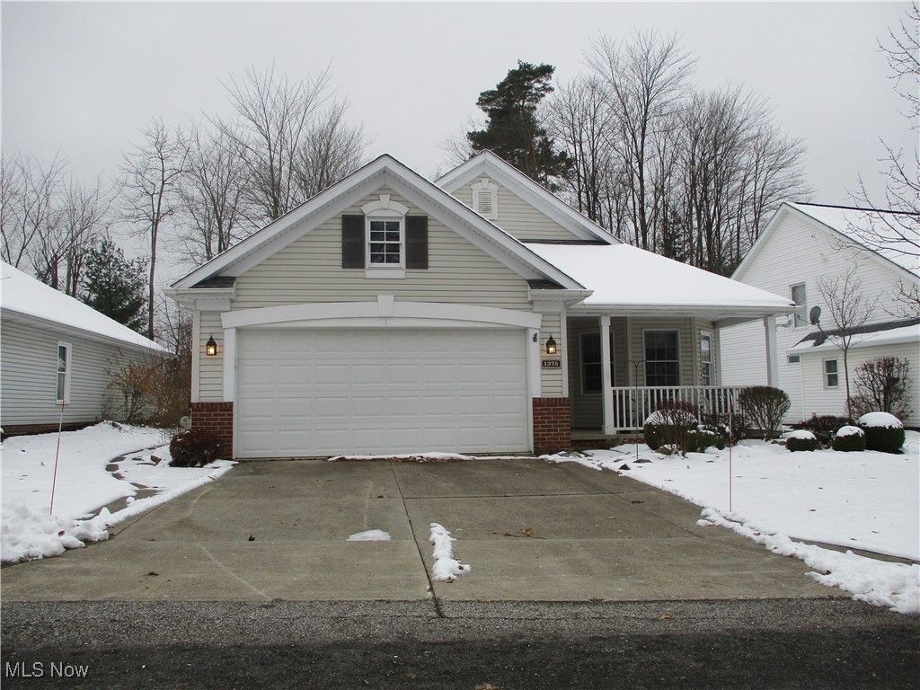1375 Golden Lane, Broadview Heights, OH 44147