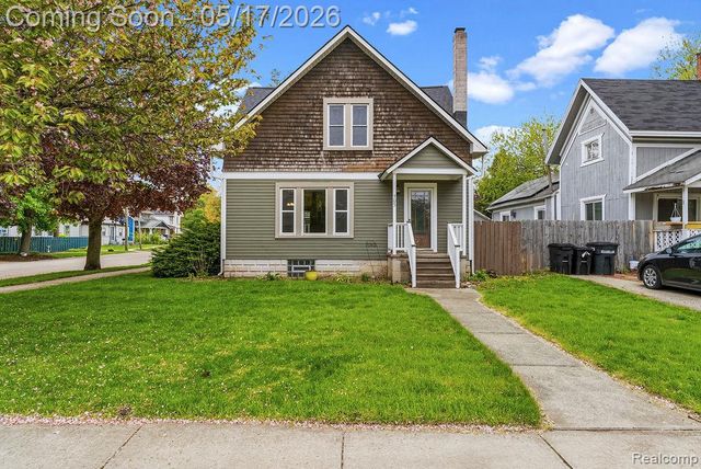 305 N Almont Avenue, Imlay City, MI 48444