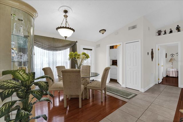 12000 WOODGLEN CIRCLE, Clermont, FL 34711