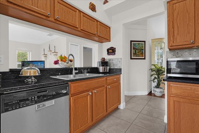 12000 WOODGLEN CIRCLE, Clermont, FL 34711