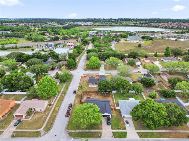 12000 WOODGLEN CIRCLE, Clermont, FL 34711