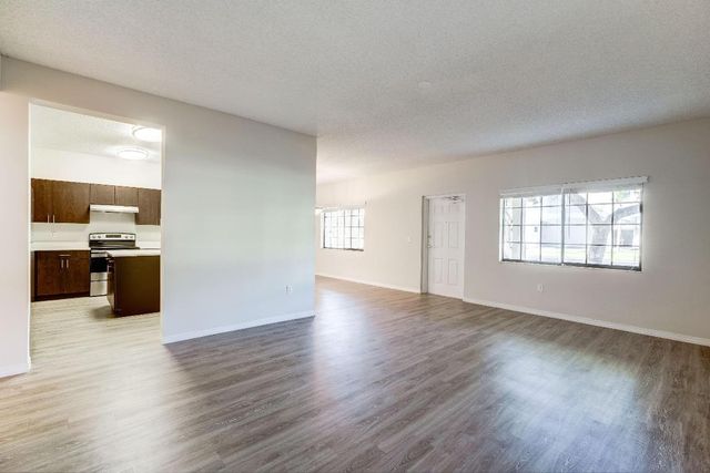 4685 N Haverhill Road A8, West Palm Beach, FL 33417