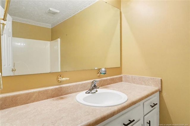 5777 Senoma Place, Fayetteville, NC 28314