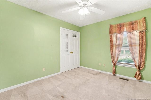 5777 Senoma Place, Fayetteville, NC 28314