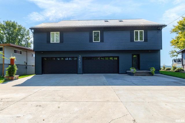 24711 178TH Street, Pleasant Valley, IA 52767