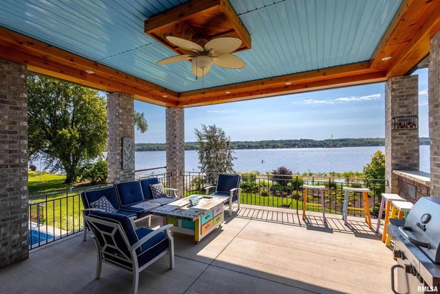 24711 178TH Street, Pleasant Valley, IA 52767