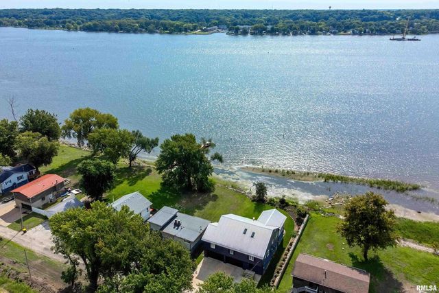 24711 178TH Street, Pleasant Valley, IA 52767