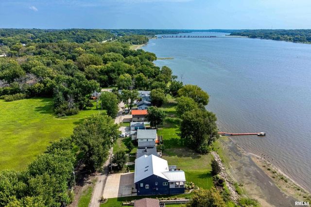 24711 178TH Street, Pleasant Valley, IA 52767