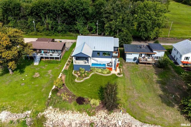 24711 178TH Street, Pleasant Valley, IA 52767