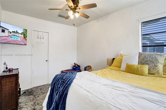 1530 N 73rd Ave, Hollywood, FL 33024