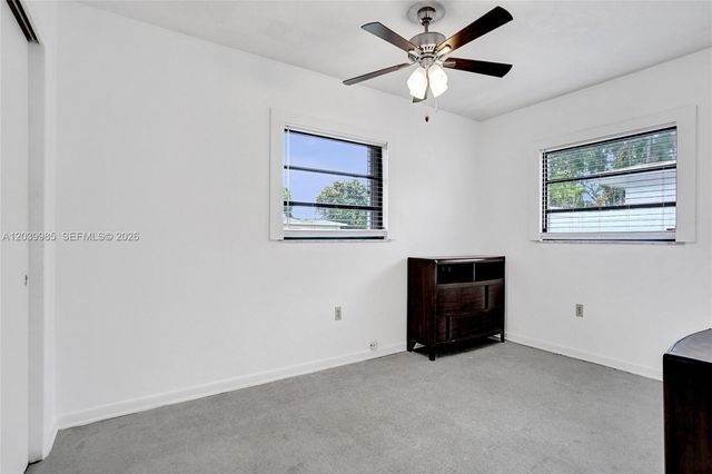 1530 N 73rd Ave, Hollywood, FL 33024
