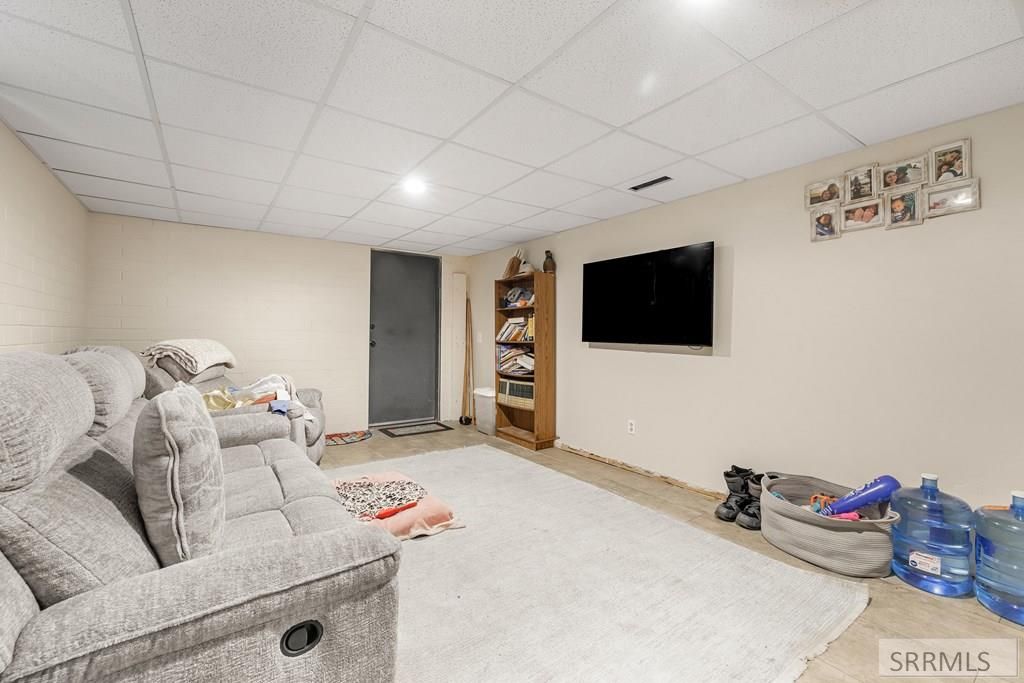 Image 18 of property listing at 1646 Westwood Street, Idaho Falls, ID 83402