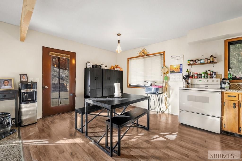 Image 9 of property listing at 1646 Westwood Street, Idaho Falls, ID 83402