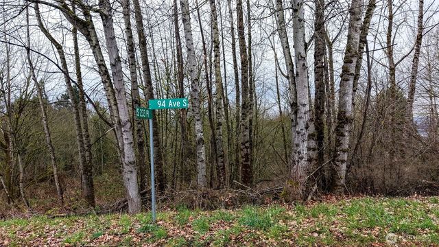 232 xx 94th Avenue S, Kent, WA 98031