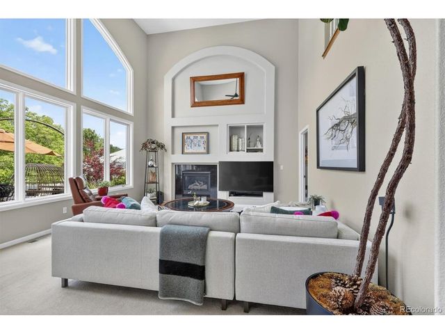 15895 W 67th Pl, Arvada, CO 80007
