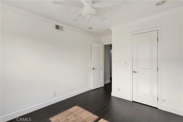 345 University Drive F4, Costa Mesa, CA 92627