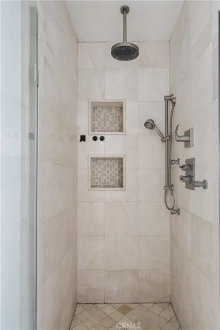 345 University Drive F4, Costa Mesa, CA 92627