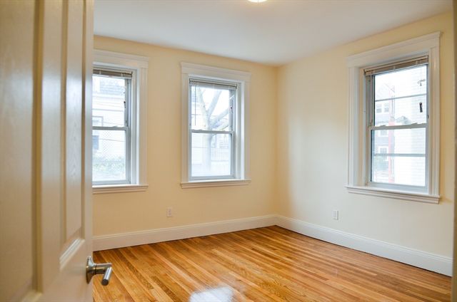 98 Toxteth Street 2, Brookline, MA 02446