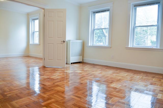 98 Toxteth Street 2, Brookline, MA 02446