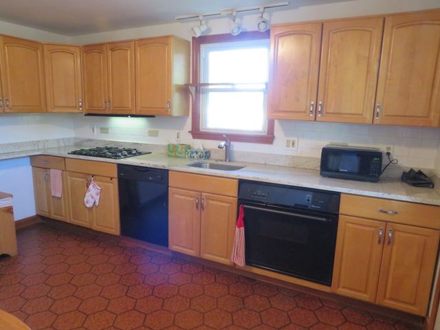 4 Paul Street, Canton, MA 02021