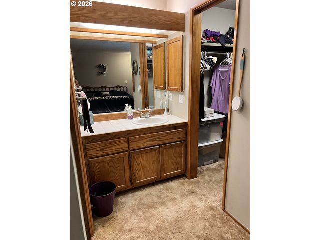 1111 RISDEN Pl, Eugene, OR 97404