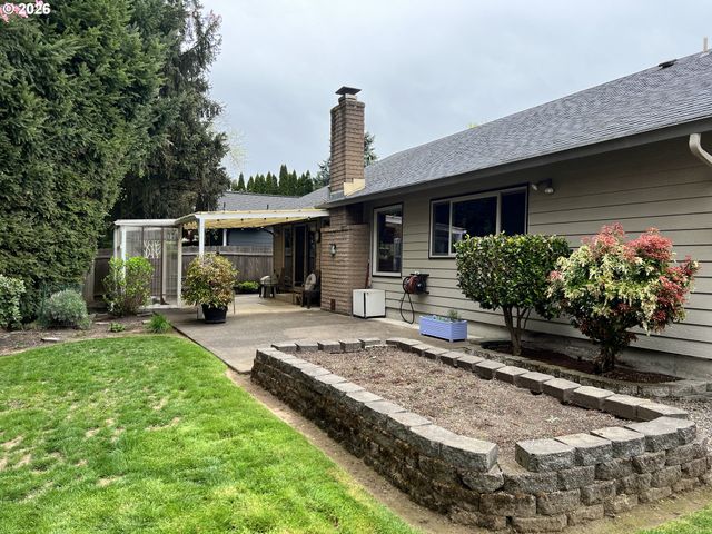 1111 RISDEN Pl, Eugene, OR 97404