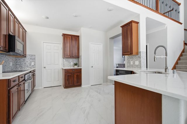 705 Royal Crest Court, Mckinney, TX 75072