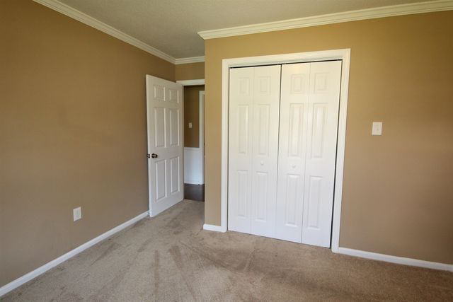 109 Allen Court, Boiling Springs, SC 29316