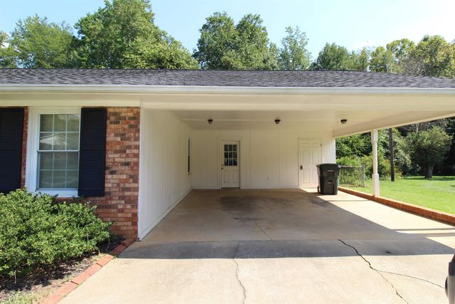 109 Allen Court, Boiling Springs, SC 29316