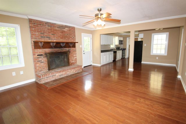 109 Allen Court, Boiling Springs, SC 29316