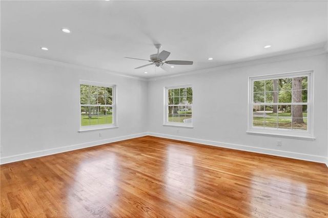 2553 Durham S Drive, Mobile, AL 36606