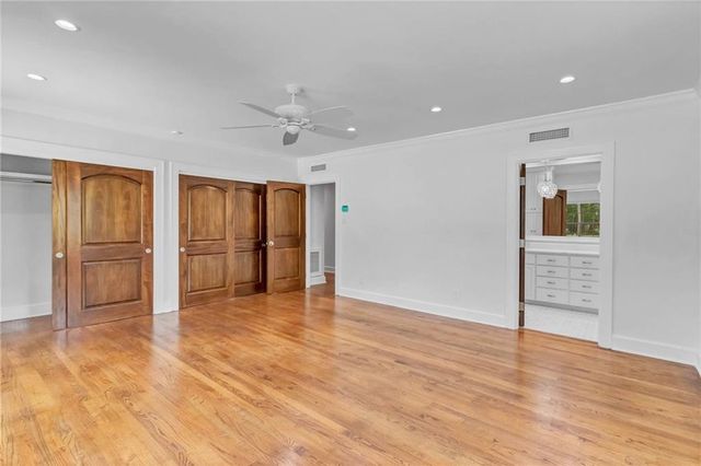 2553 Durham S Drive, Mobile, AL 36606