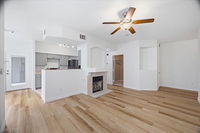 9050 West Warm Springs Road 1033, Las Vegas, NV 89148