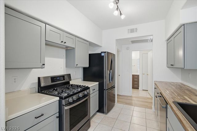 9050 West Warm Springs Road 1033, Las Vegas, NV 89148
