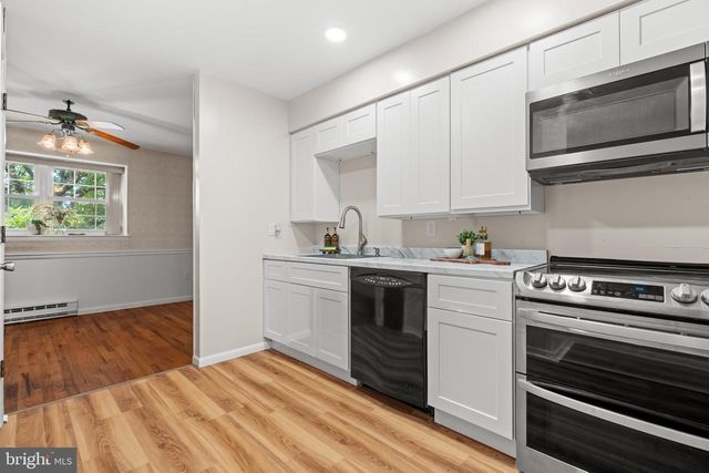52 WILLOW ST, Macungie, PA 18062