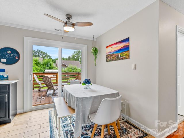 11 Oakley Dogwood Drive, Asheville, NC 28803