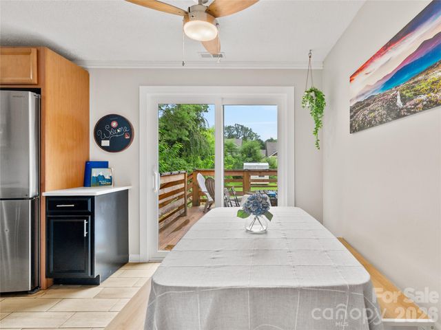 11 Oakley Dogwood Drive, Asheville, NC 28803