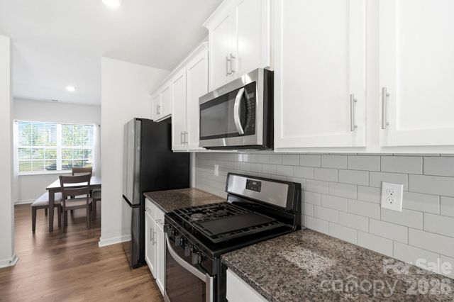 6204 Ellimar Field Lane, Charlotte, NC 28215