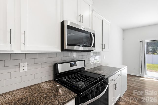 6204 Ellimar Field Lane, Charlotte, NC 28215