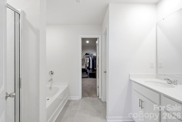 6204 Ellimar Field Lane, Charlotte, NC 28215